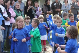 Kinder beim Tanzen